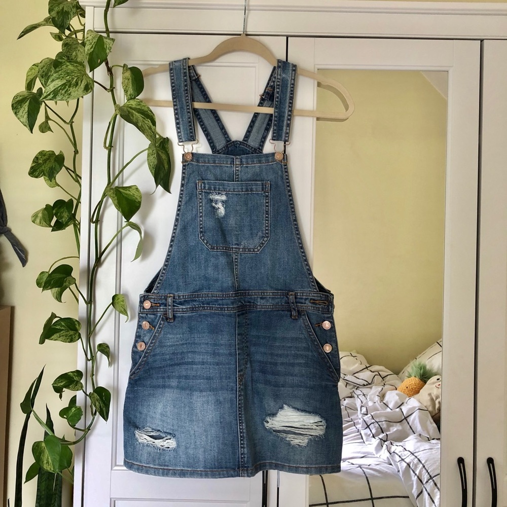 Denim overalls skirt F21